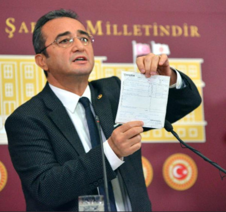 CHP o belgeleri basına dağıttı