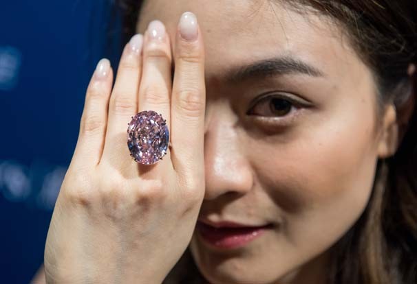 Pembe Yıldız 71,2 milyon dolara satıldı