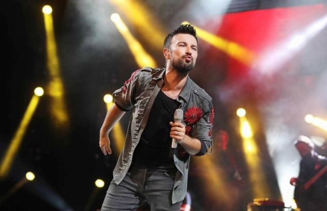 Tarkan öyle bir kapris yaptı ki!