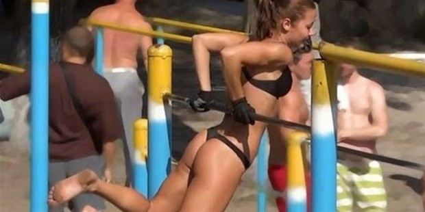 Bikinisiyle yeni akım başlattı!